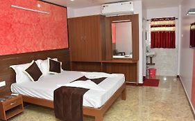 Arunaachalaa Inn